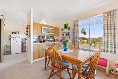 Photo of property in 35 Ramillies Place, Glenfield, Auckland, 0629