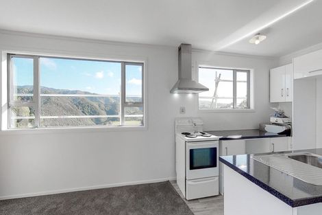 Photo of property in 2 Winnipeg Way, Kingston, Wellington, 6021