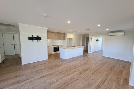 Photo of property in 61 Harding Drive, Papamoa Beach, Papamoa, 3118