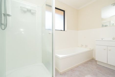 Photo of property in 26 Aldershot Place, Nawton, Hamilton, 3200