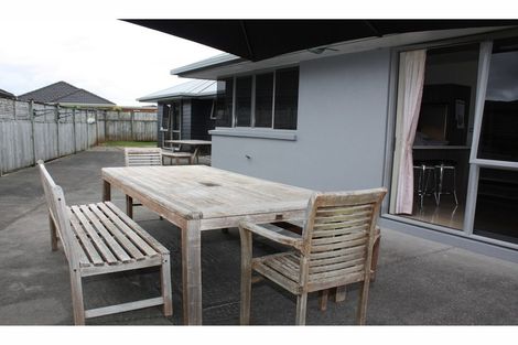 Photo of property in 17 Conifer Grove, Te Kamo, Whangarei, 0112