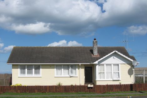 Photo of property in 129 Puriri Street, Castlecliff, Whanganui, 4501