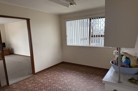 Photo of property in 1/16 Almay Place, Clover Park, Auckland, 2019