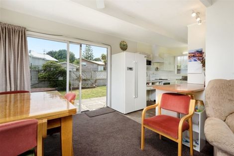 Photo of property in 335 Oceanbeach Road, Mount Maunganui, 3116