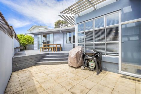 Photo of property in 33 Links Avenue, Mount Maunganui, 3116