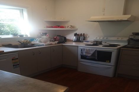 Photo of property in 5 Harland Street, Brooklyn, Wellington, 6021