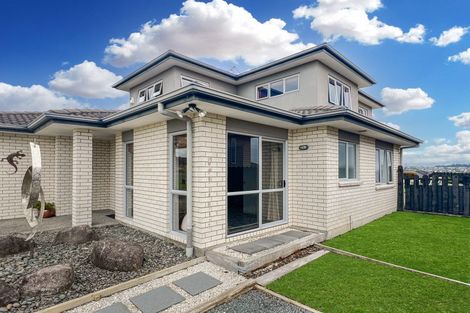 Photo of property in 36 Anchorite Way, Red Beach, 0932