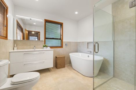 Photo of property in 85 Kennedy Avenue, Forrest Hill, Auckland, 0620