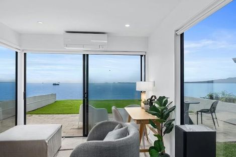 Photo of property in 1/15 Craig Road, Milford, Auckland, 0620