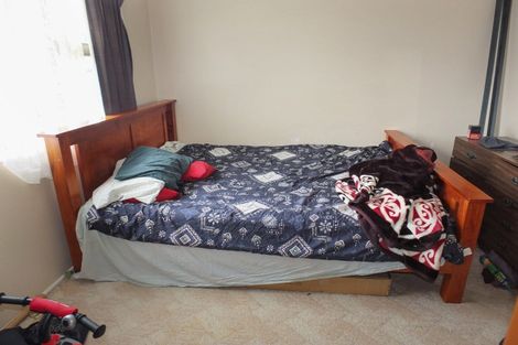 Photo of property in 9 Hennessy Street West, Foxton Beach, Foxton, 4815