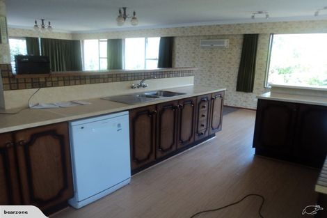 Photo of property in 17 Waipuia Place, Greenhithe, Auckland, 0632