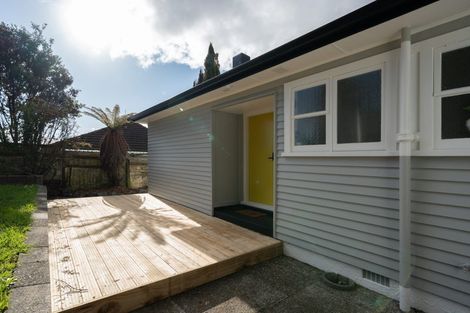 Photo of property in 10 Berkshire Grove, Cannons Creek, Porirua, 5024