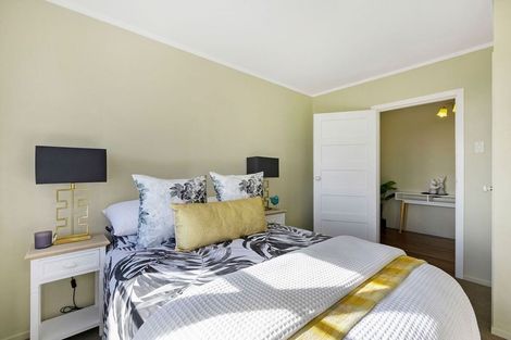 Photo of property in 52 Brightside Road, Stanmore Bay, Whangaparaoa, 0932