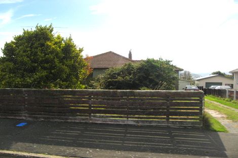 Photo of property in 16 Grigor Street, Brockville, Dunedin, 9011