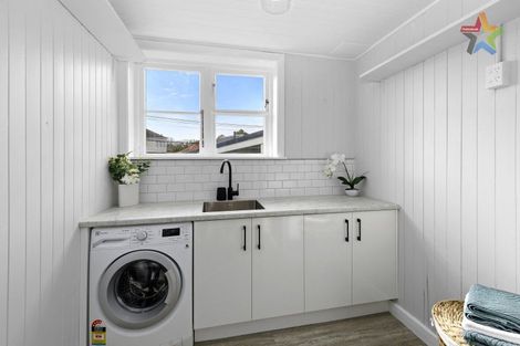 Photo of property in 72 Witako Street, Epuni, Lower Hutt, 5011