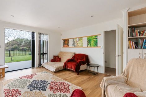 Photo of property in 26 Carrington Drive, Papamoa Beach, Papamoa, 3118