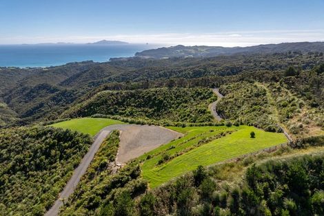 Photo of property in 618 Cullen Road, Waipu, 0582