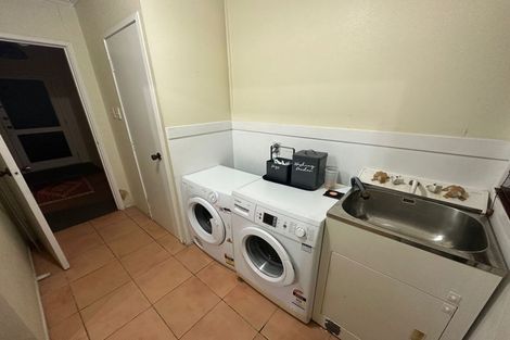 Photo of property in 36 Lewisham Street, Highland Park, Auckland, 2010