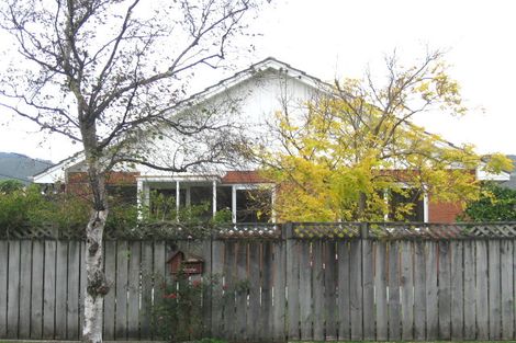 Photo of property in 5a Rosebank Avenue, Avalon, Lower Hutt, 5011