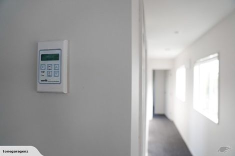 Photo of property in 13 Gala Place, Henderson, Auckland, 0612