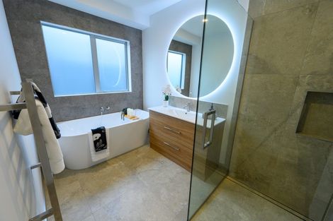 Photo of property in 25 Lumino Terrace, Peacocke, 3206