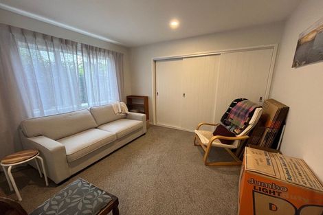 Photo of property in 8 Ruhanui Lane, Pakuranga Heights, Auckland, 2010