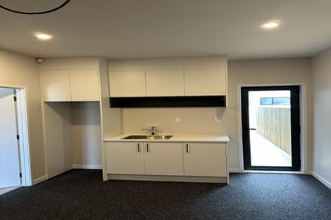 Photo of property in 16 Pohewa Road, Silverdale, 0932