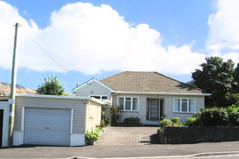 Photo of property in 44 Cockayne Road, Khandallah, Wellington, 6035