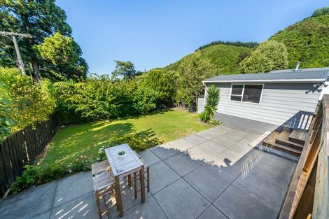 Photo of property in 10 Gillespies Road, Birchville, Upper Hutt, 5018
