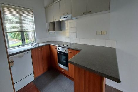 Photo of property in 1 Mt Lebanon Lane, Henderson, Auckland, 0612