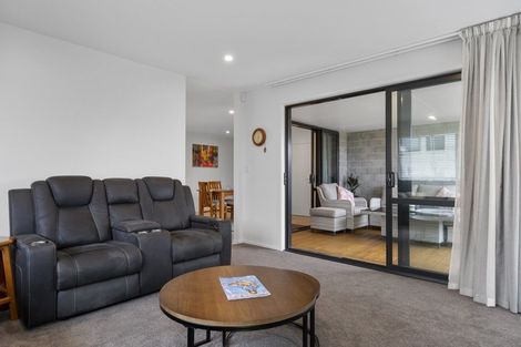 Photo of property in 15 Anglers Way, Omokoroa, 3114