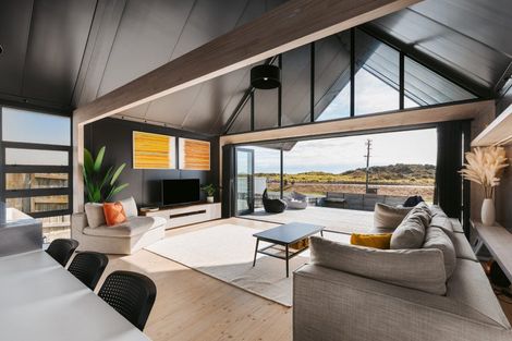 Photo of property in 576a Papamoa Beach Road, Papamoa Beach, Papamoa, 3118