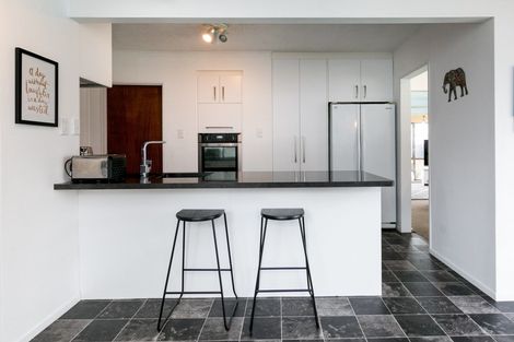 Photo of property in 86a Gloucester Street, Greenmeadows, Napier, 4112