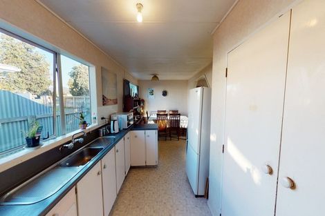 Photo of property in 20 Grenville Street, Levin, 5510