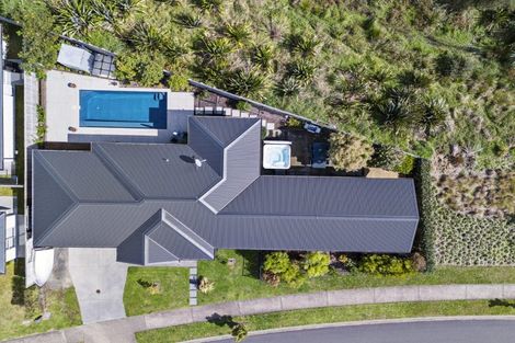 Photo of property in 38 Pakanga Grove, Pyes Pa, Tauranga, 3112