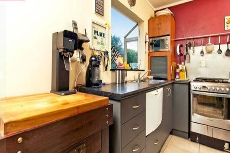 Photo of property in 13a Becroft Drive, Forrest Hill, Auckland, 0620