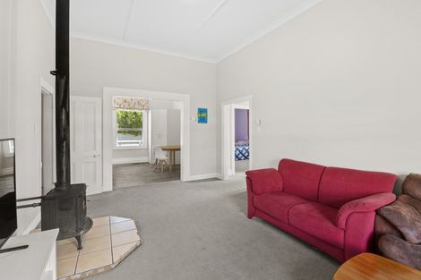 Photo of property in 21 Kings Drive, Levin, 5510