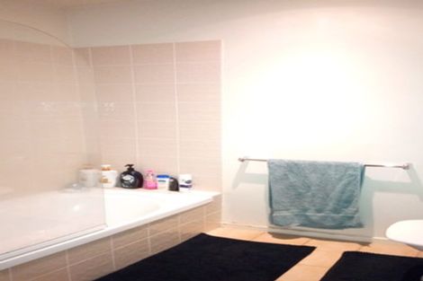 Photo of property in 55/2 Armoy Drive, East Tamaki, Auckland, 2016