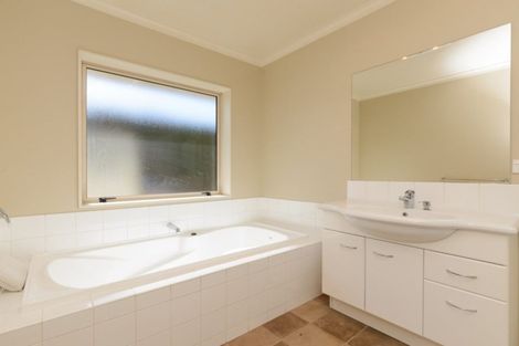 Photo of property in 7 Farmar Street, Mayfield, Blenheim, 7201