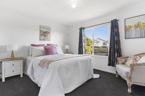 Photo of property in 1/39 Riverton Drive, Randwick Park, Auckland, 2105