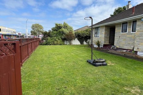 Photo of property in 1 Sladden Street, Naenae, Lower Hutt, 5011