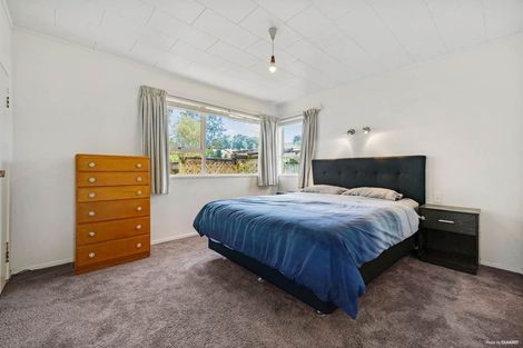 Photo of property in 15 Waari Avenue, Sunnyvale, Auckland, 0612