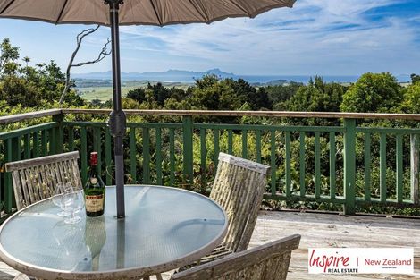 Photo of property in 224 Massey Road, Waipu, 0582