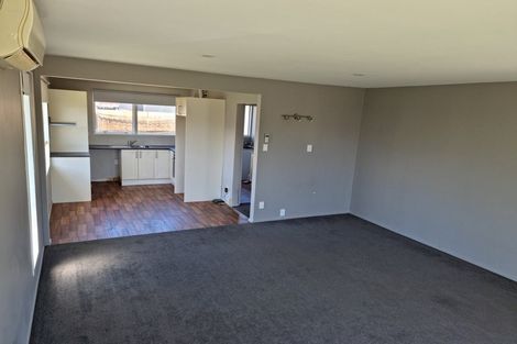 Photo of property in 2/23a Branksome Place, Parklands, Christchurch, 8083