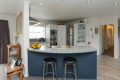 Photo of property in 398 Southland Place, Raureka, Hastings, 4120