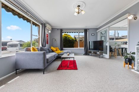 Photo of property in 21 Blakehall Place, Spreydon, Christchurch, 8024