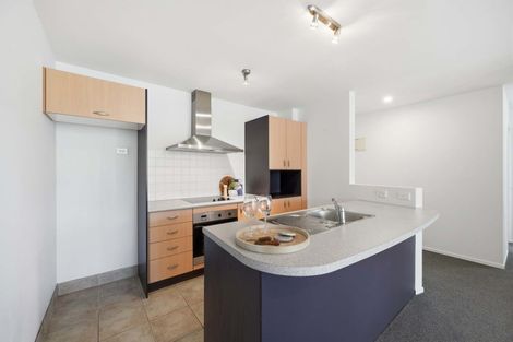 Photo of property in Bay Palms Apartments, 12/30b Bute Road, Browns Bay, Auckland, 0630