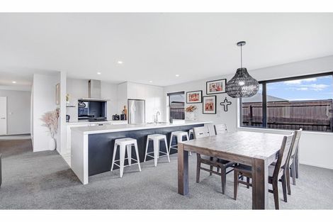 Photo of property in 5 Grasmere Close, Rangiora, 7400