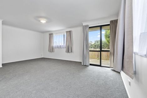 Photo of property in 2/57 Redcrest Avenue, Red Hill, Papakura, 2110