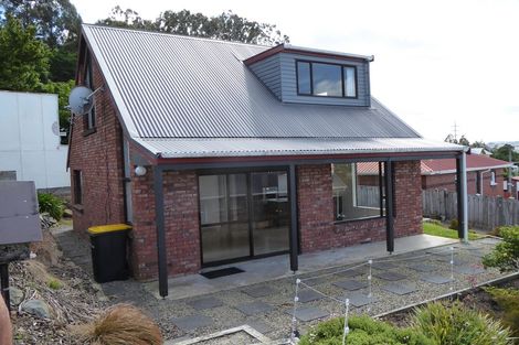 Photo of property in 16 Shortland Street, Caversham, Dunedin, 9011